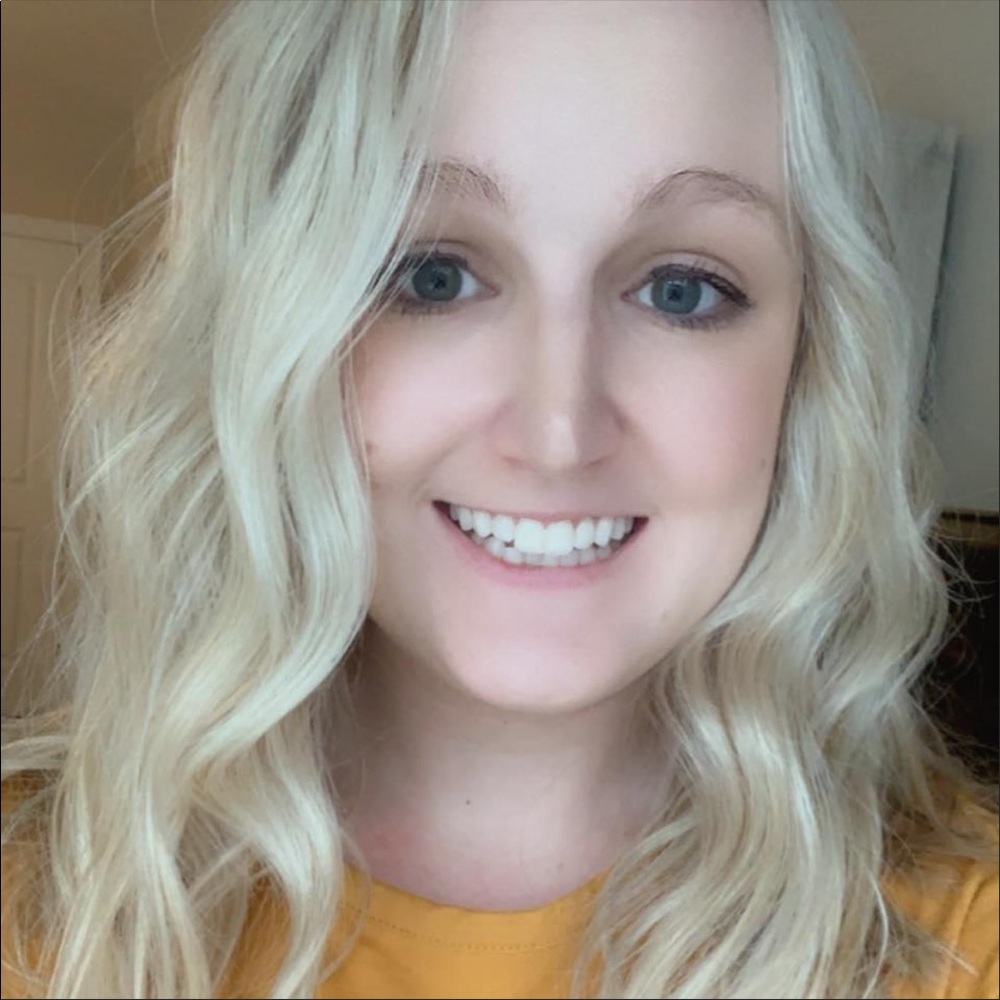 Meet your Posher, Rebecca
